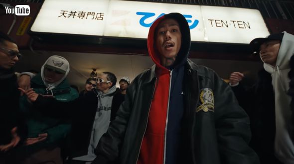 楽曲「チーム友達」を発表した千葉雄喜