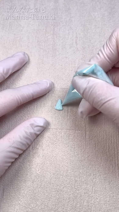 マカロンで作る目玉おやじの製作過程