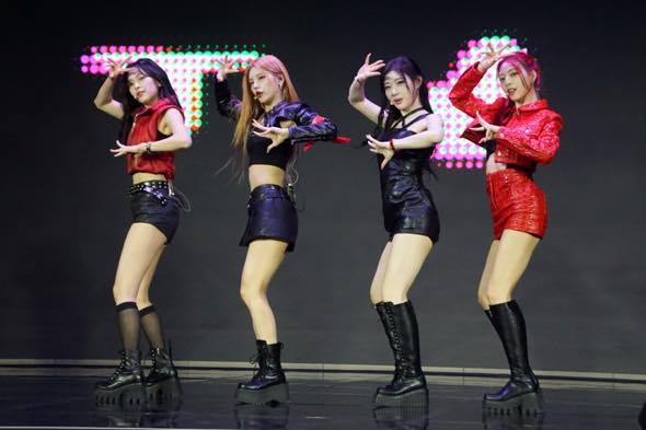 ITZY JYP Stray Kids NMIXX J.Y. Park