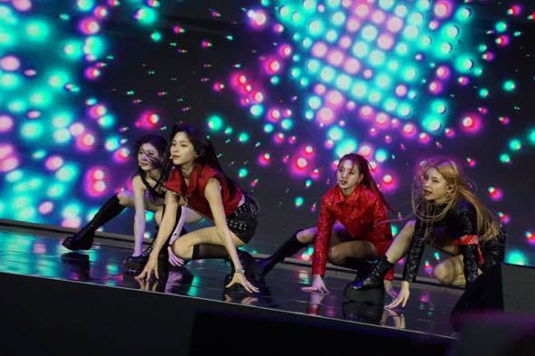 ITZY JYP Stray Kids NMIXX J.Y. Park