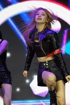 ITZY JYP Stray Kids NMIXX J.Y. Park