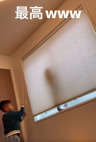 小さな足が登場