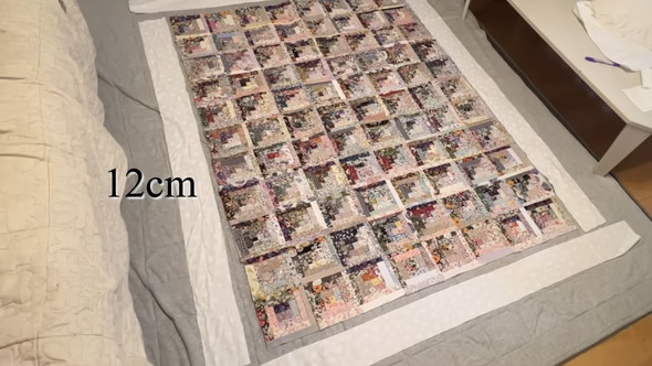 縁取りの布を用意