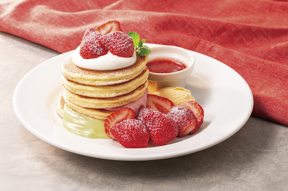 あまおうとピスタチオのパンケーキ5枚〜ハニーベリーソース