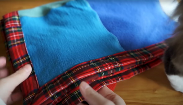 着古したセーターをリメーク