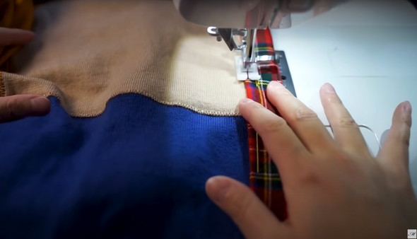 着古したセーターをリメーク