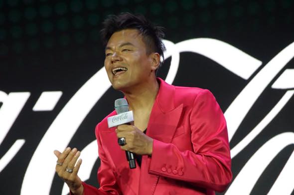 J.Y. Park JYP Stray Kids ITZY NMIXX コカ・コーラ