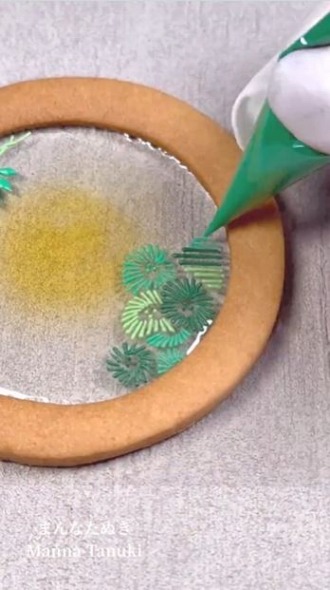 「松竹梅鶴亀文」アイシングクッキーのメイキング3