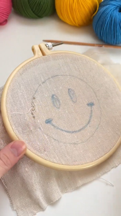 パンチニードルでニコちゃん作成