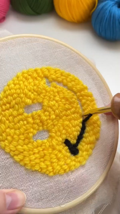 パンチニードルでニコちゃん作成