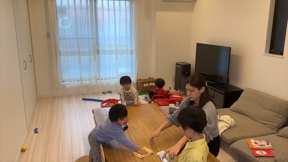 「なかよしだいかぞく」“12人家族のママ”のモーニングルーティーン