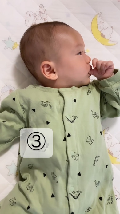 赤ちゃん セルフ ねんね 末っ子 寝落ち 指しゃぶり