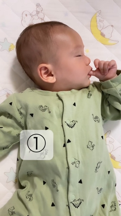 赤ちゃん セルフ ねんね 末っ子 寝落ち 指しゃぶり