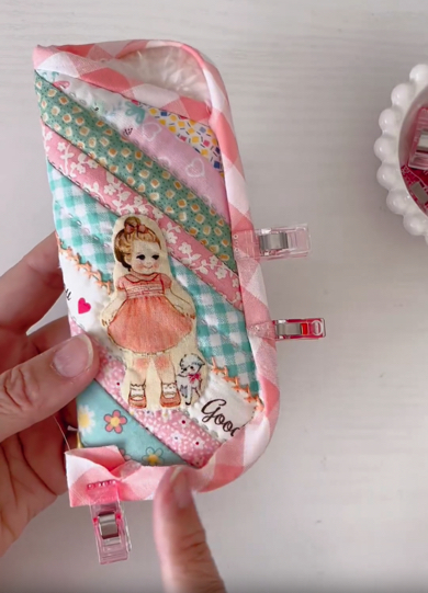 余ったバイアステープをまつり縫い