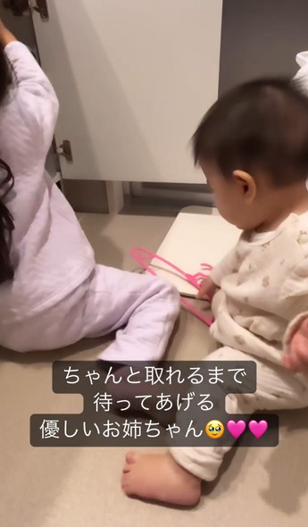 お姉ちゃんのお手伝いする妹