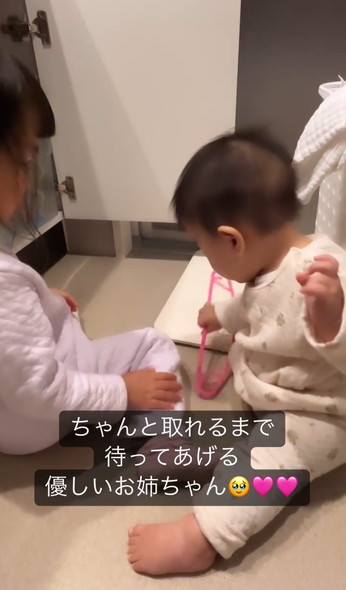 お姉ちゃんのお手伝いする妹