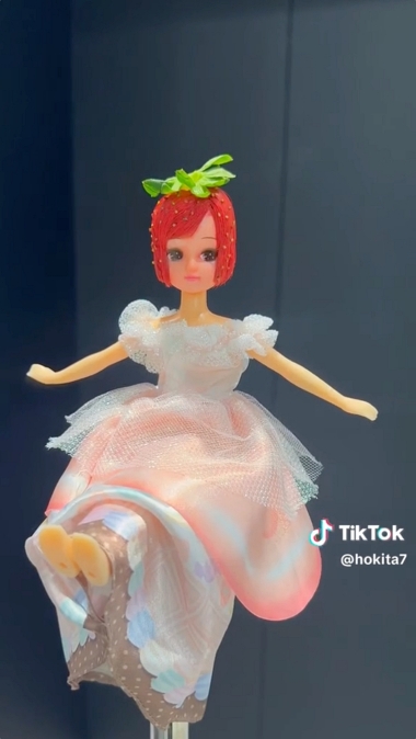 美容師 リカちゃん