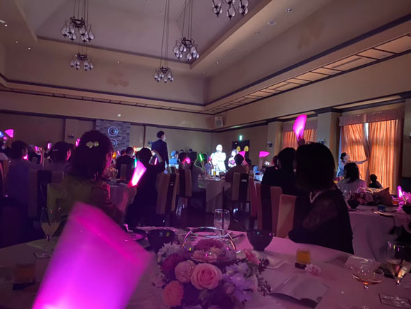 アイドル サイリウム 結婚