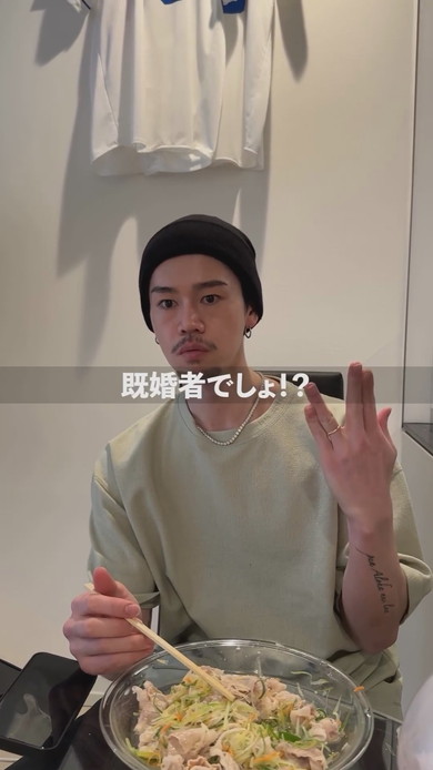 妻の推しが結婚したことを聞いた夫の反応