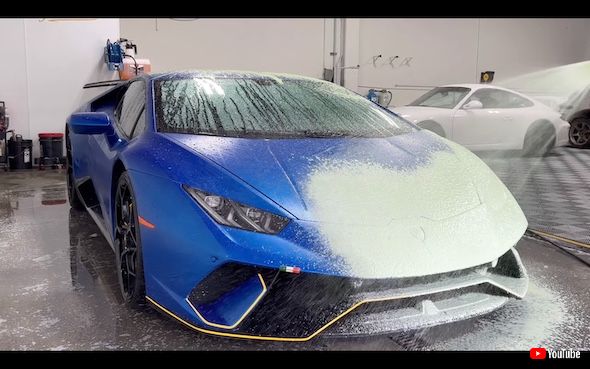 ランボルギーニ 洗車