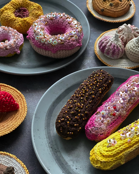 シズル感たっぷりの編みぐるみ