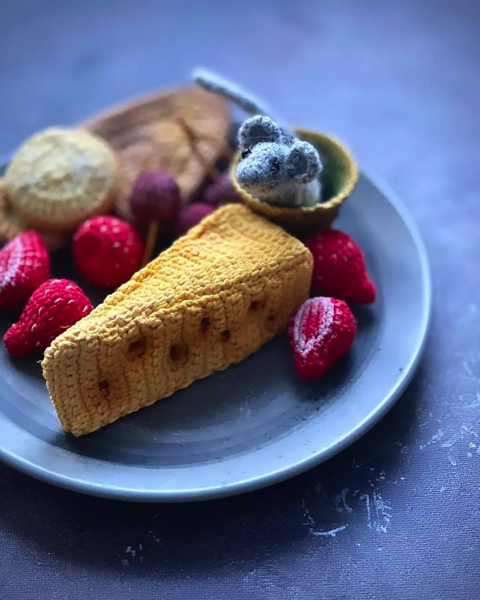 シズル感たっぷりの編みぐるみ