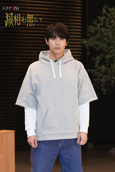 川端役の中川大志さん