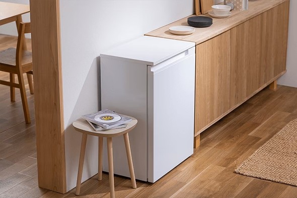 アイリスオーヤマ 奥行スリム冷凍庫