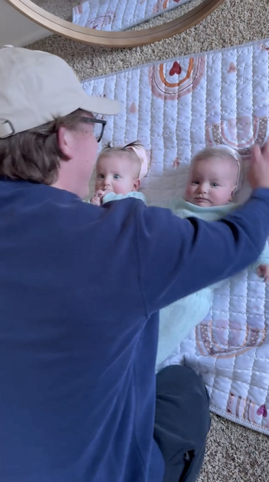 双子の見分けに失敗したパパ