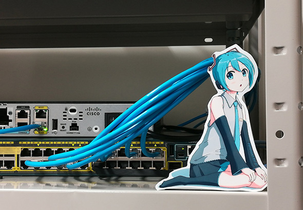 LAN 初音ミク 改造