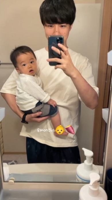 生後8カ月の赤ちゃん