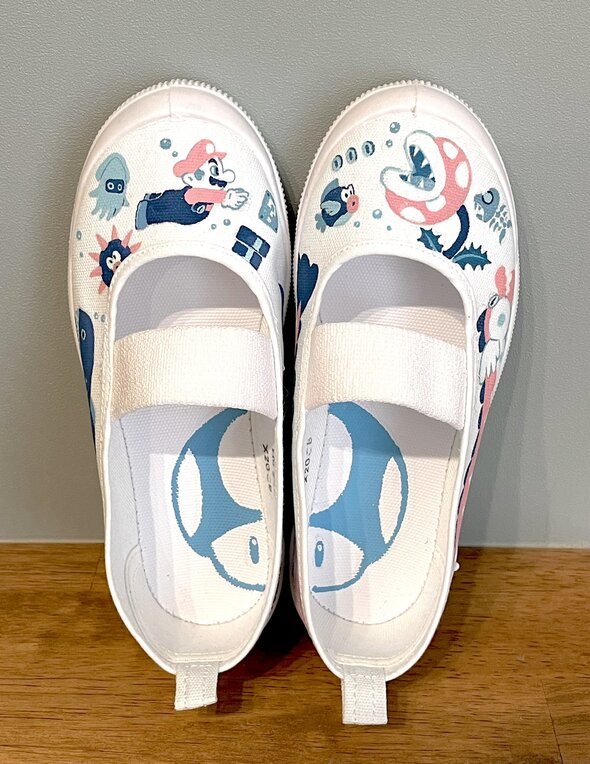 イラストがかわいい上履き03