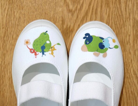 イラストがかわいい上履き10