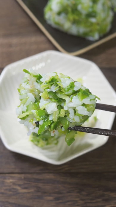 キャベツが具材のおにぎり調理工程