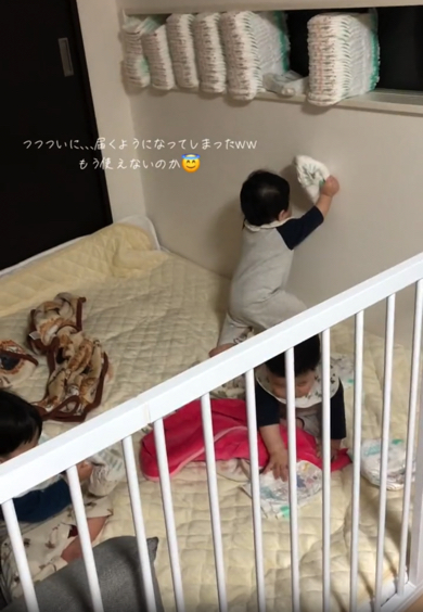 イタズラ中の三つ子