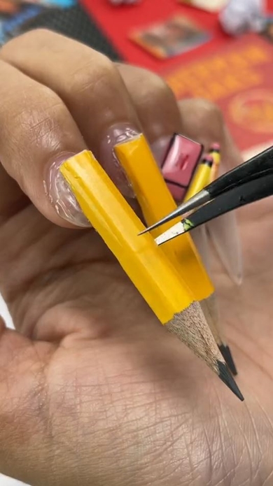 鉛筆削りネイル