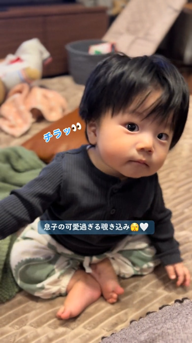 多毛赤ちゃんの寝癖