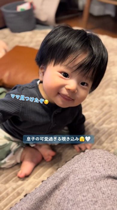 多毛赤ちゃんの寝癖