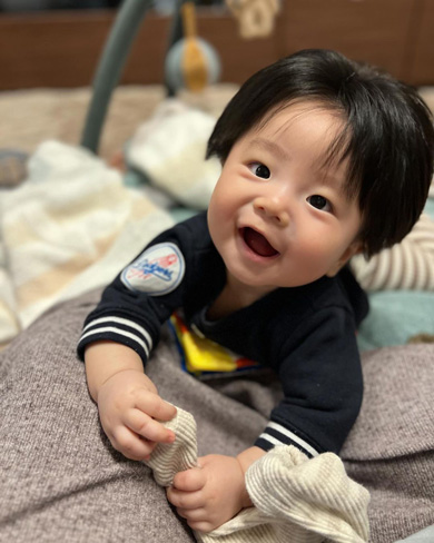 多毛赤ちゃんの寝癖