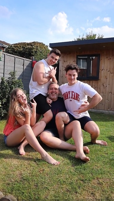 家族写真ビフォアフ01