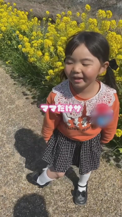 卒園式の感想を話す娘