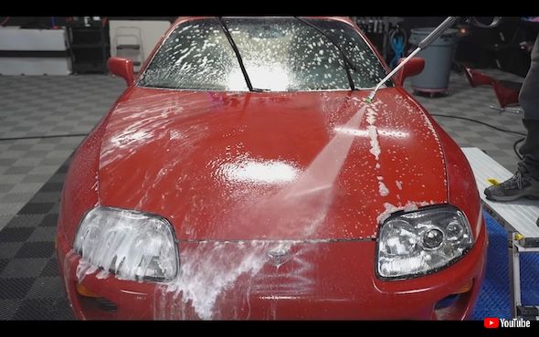 スープラ 80 洗車