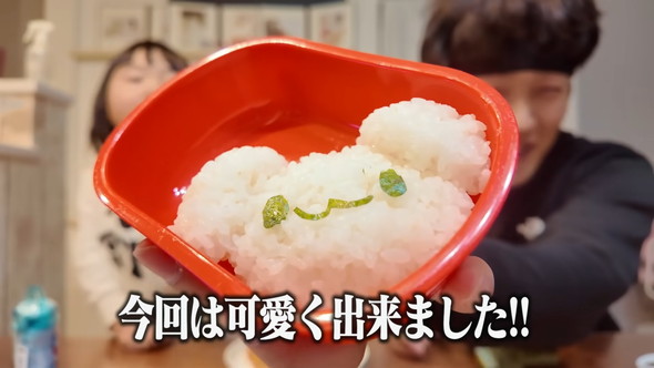 娘の保育園遠足のための夫妻がお弁当作り