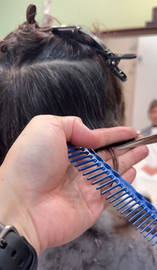 白髪ヘアのイメチェン