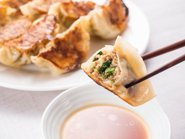 ひき肉 買い忘れた 足掻き 餃子の皮 アレンジ レシピ ピザ 