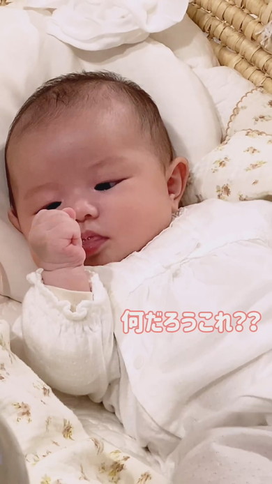 ハンドリガード中の赤ちゃん