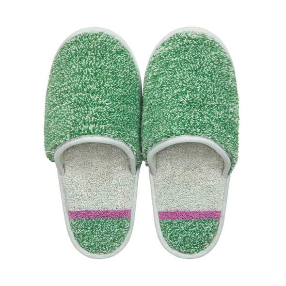 「トイレスリッパ」（2640円）