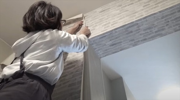 団地の質素な玄関がDIYで大変身