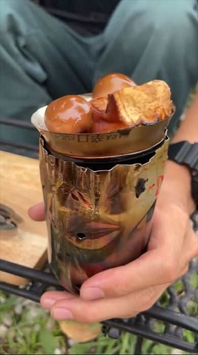 アルミ缶で燻製器