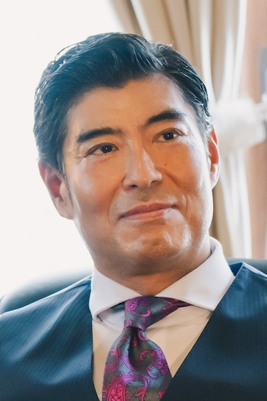 沼原栄作役の高嶋政宏（高ははしごだか）さん